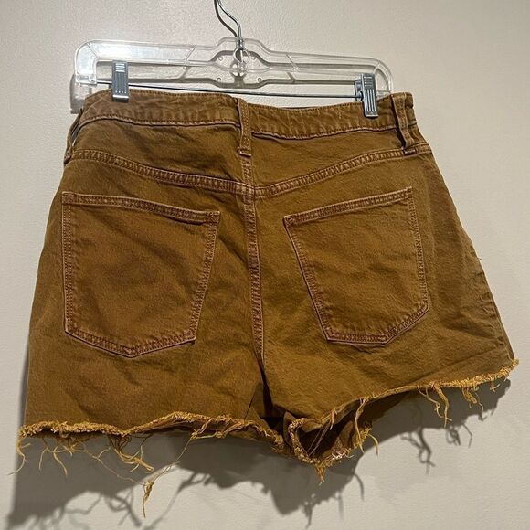Universal Thread Vintage Midi Shorts, Mustard, size 8 - Picture 4 of 5